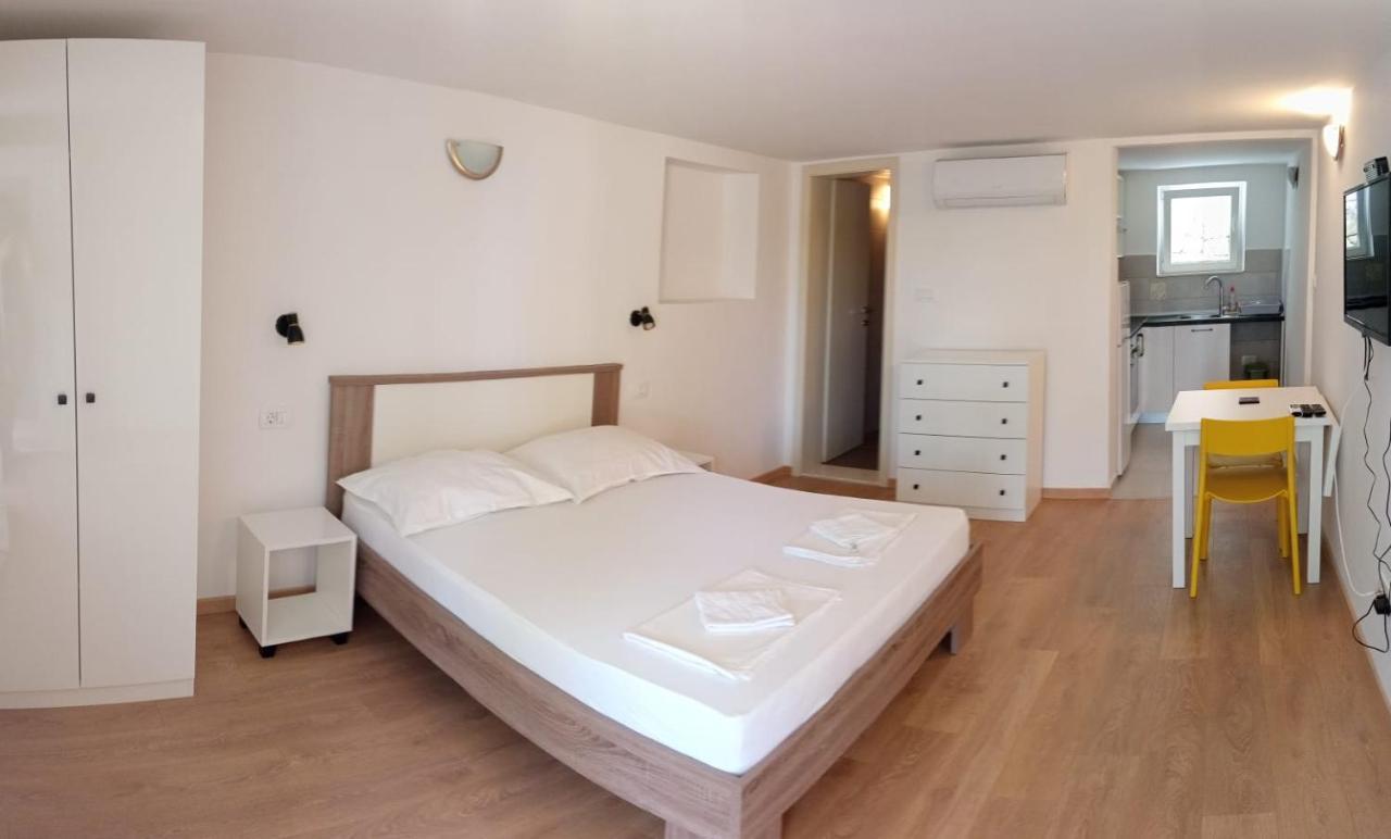Apartmani Jure Peric Duće Eksteriør billede