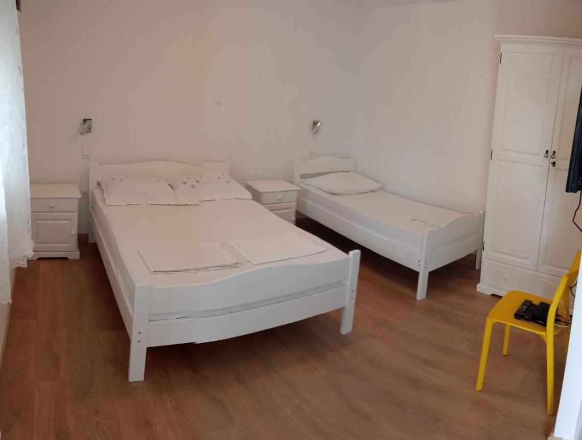 Apartmani Jure Peric Duće Eksteriør billede